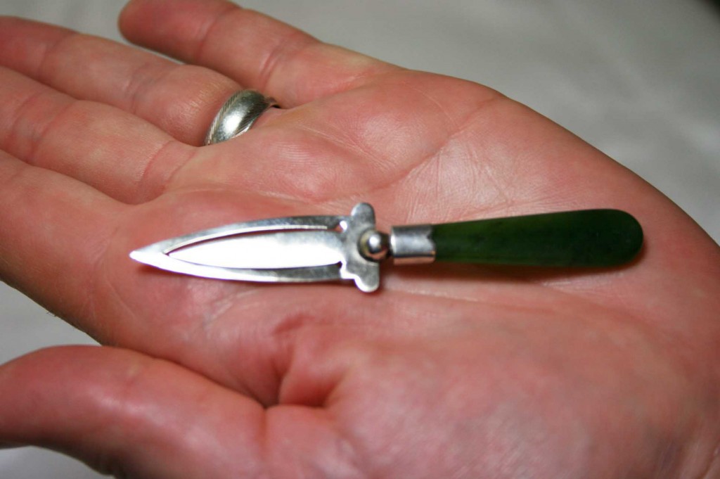 A Bookmark Is An Offensive Weapon According To eBay
