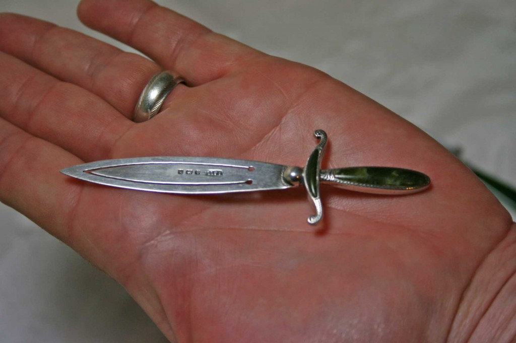A Bookmark Is An Offensive Weapon According To eBay