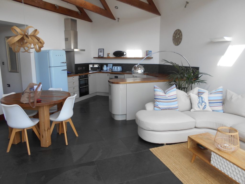 Merlin Farm Cottages Mawgan Porth Living Room
