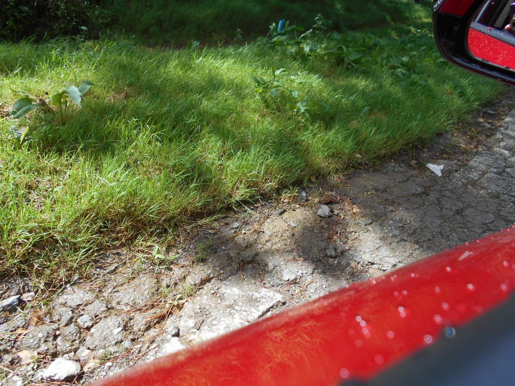 Driveway to Merlin Farm Cottages